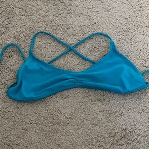 Women’s O’Neill crosses tie back - size large